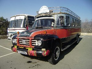 автобус деревни Ланья
